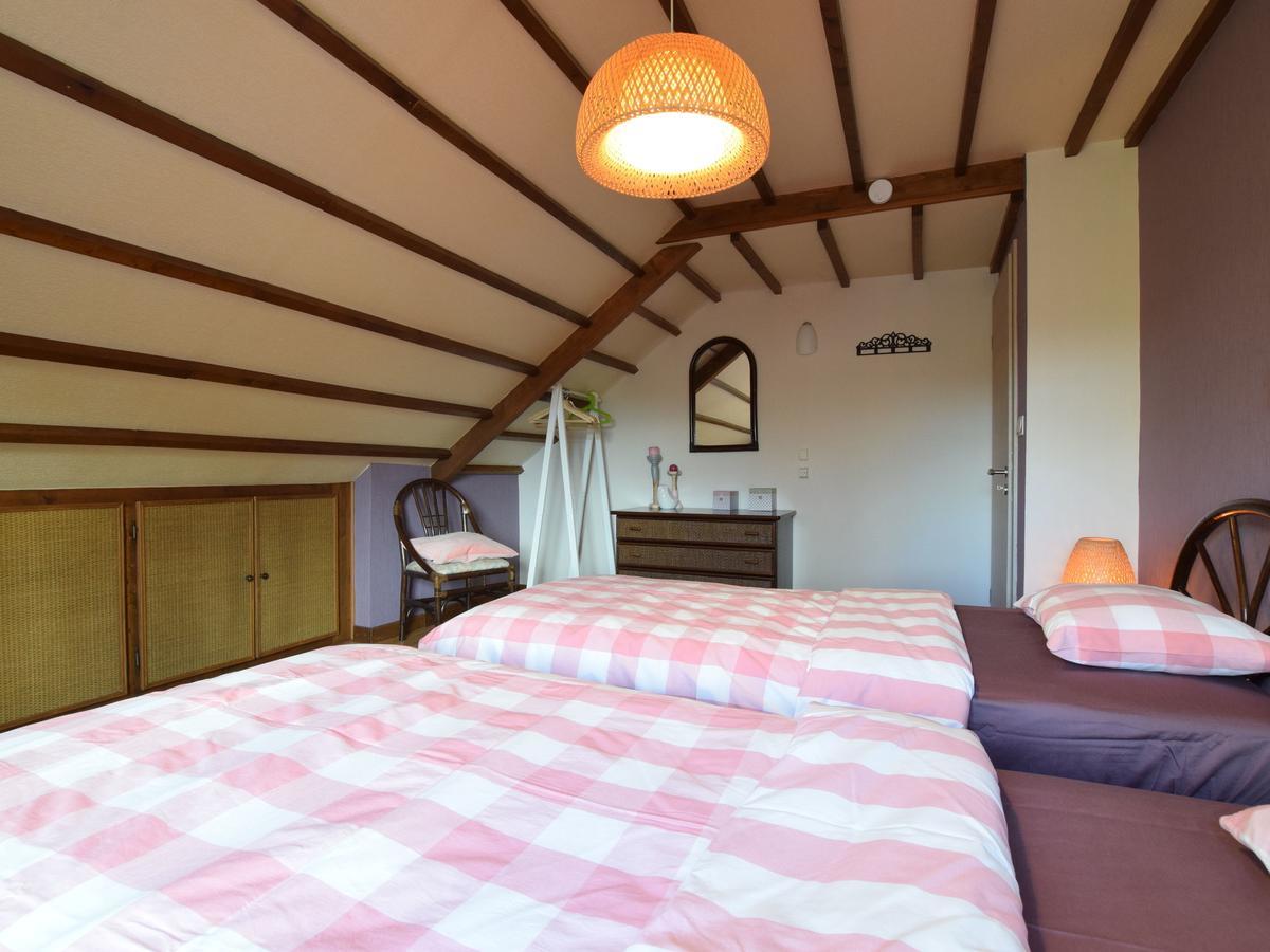 Cozy Holiday Home In Noville With Private Terrace Luzery Zewnętrze zdjęcie