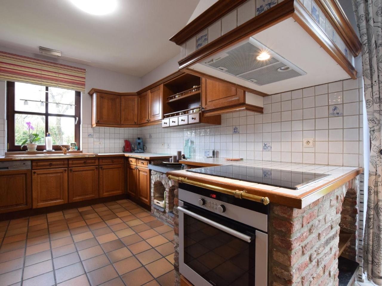 Cozy Holiday Home In Noville With Private Terrace Luzery Zewnętrze zdjęcie