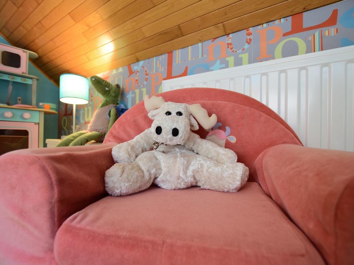 Cozy Holiday Home In Noville With Private Terrace Luzery Zewnętrze zdjęcie