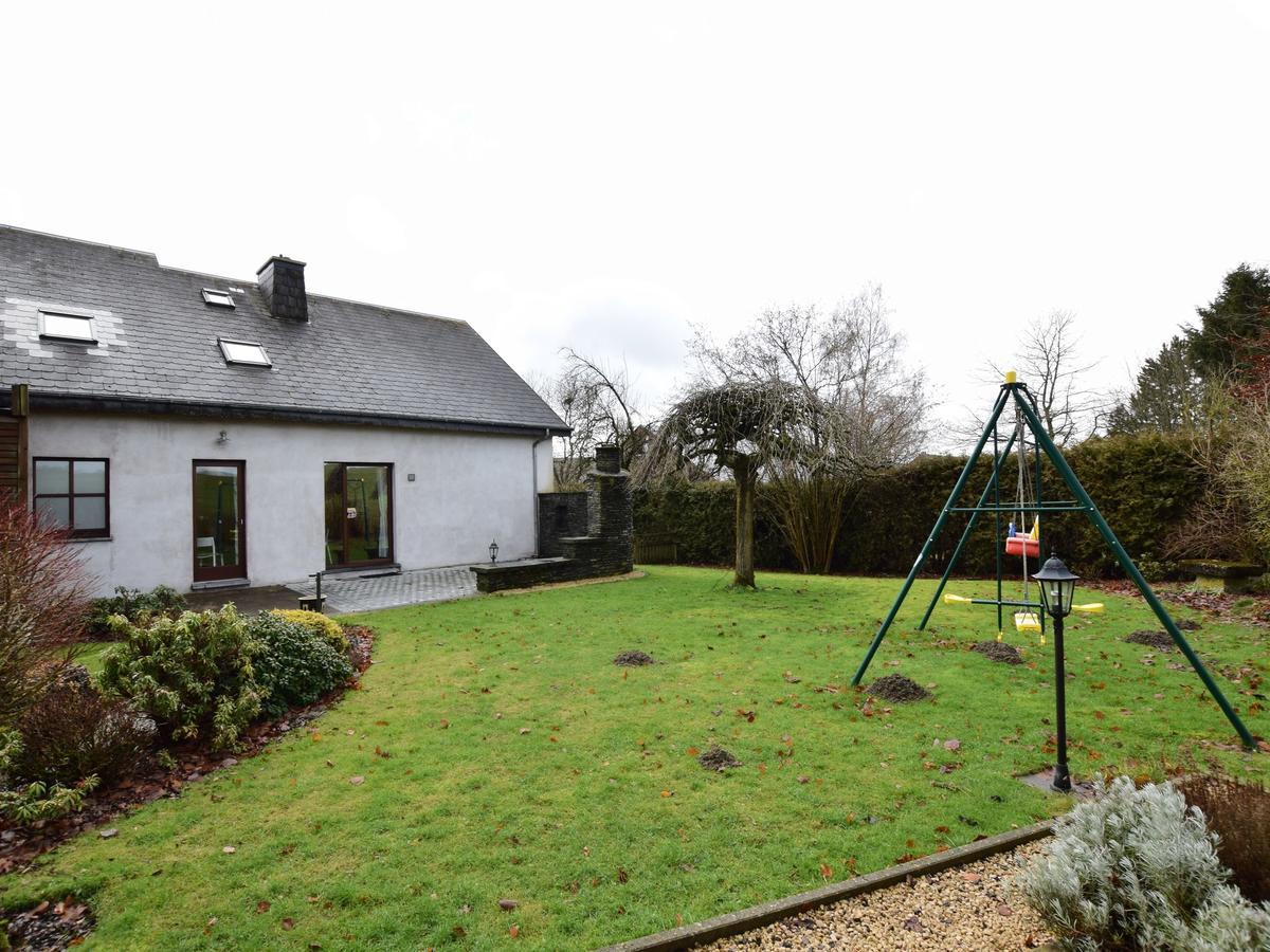 Cozy Holiday Home In Noville With Private Terrace Luzery Zewnętrze zdjęcie